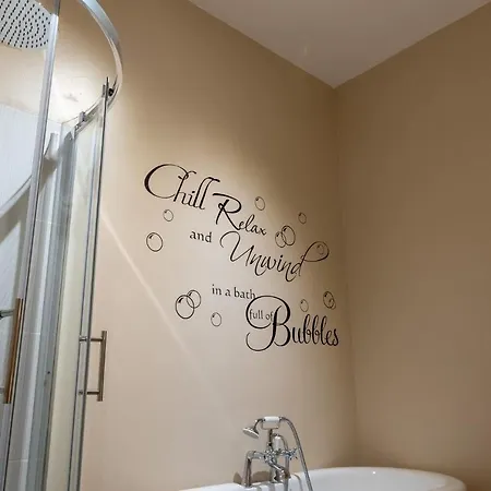 בית נופש Forrest's Yard - 1 קנדל