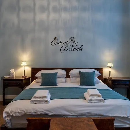 Forrest's Yard - 1 בית נופש *