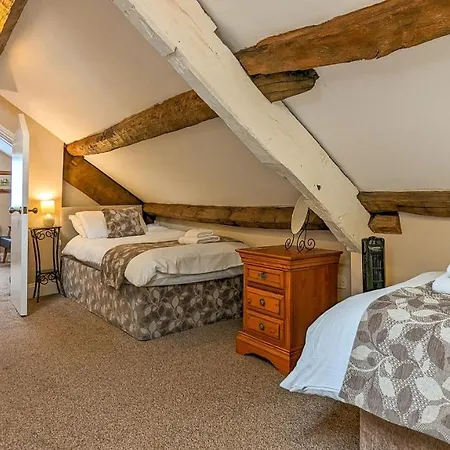 Forrest's Yard - 1 *