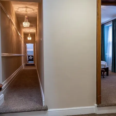 Forrest's Yard - 1 * Kendal