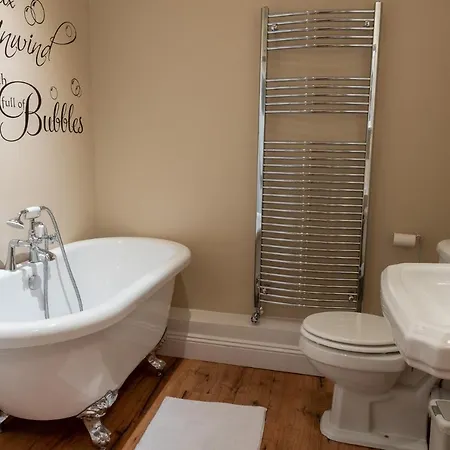 Forrest's Yard - 1 * Kendal